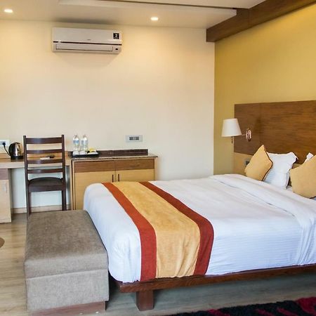 Retro Hotel And Spa Kathmandu Ngoại thất bức ảnh