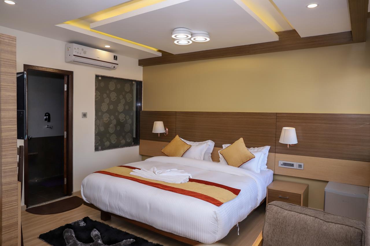 Retro Hotel And Spa Kathmandu Ngoại thất bức ảnh