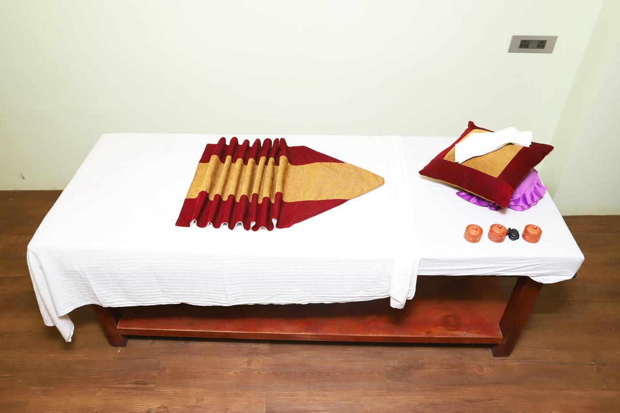 Retro Hotel And Spa Kathmandu Ngoại thất bức ảnh