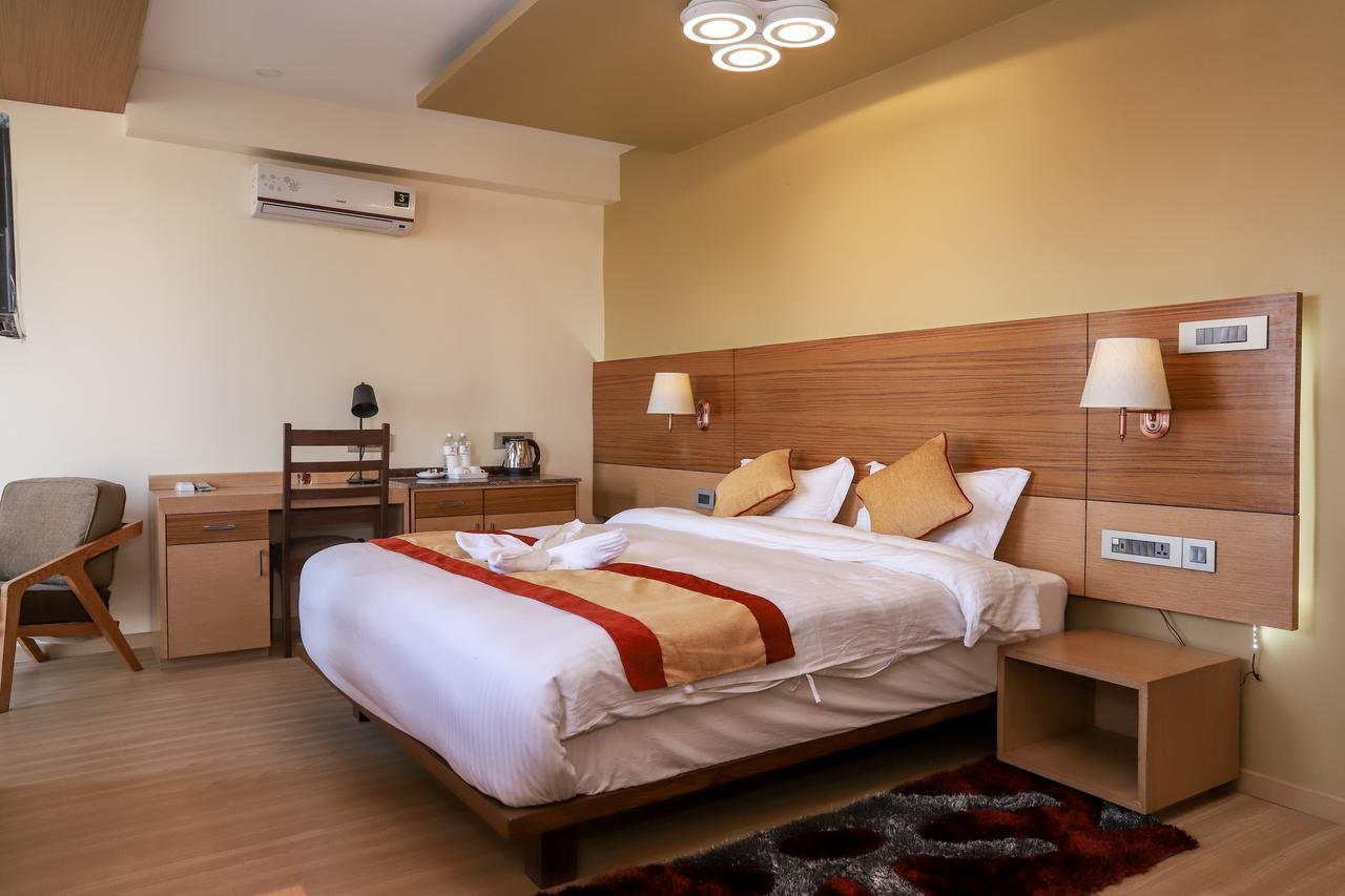 Retro Hotel And Spa Kathmandu Ngoại thất bức ảnh