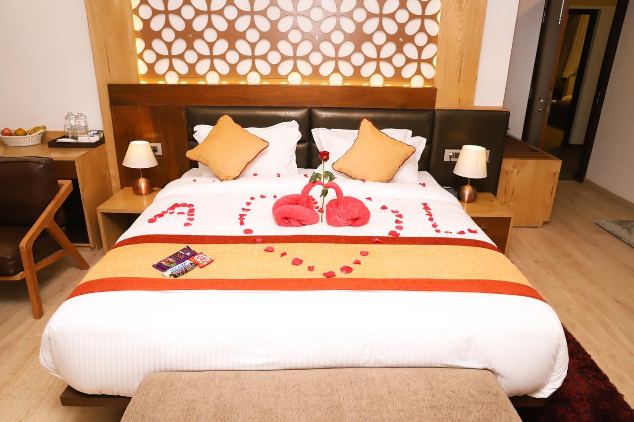 Retro Hotel And Spa Kathmandu Ngoại thất bức ảnh