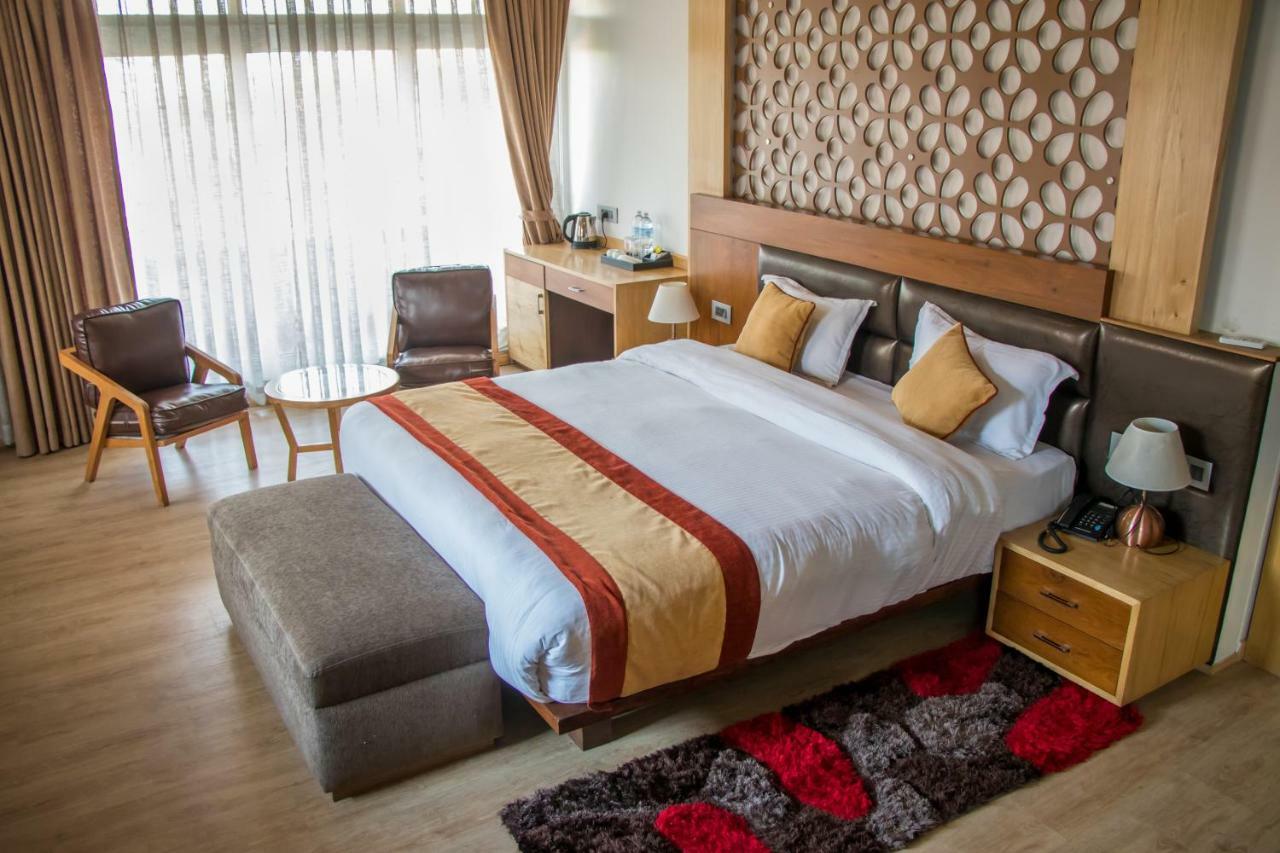 Retro Hotel And Spa Kathmandu Ngoại thất bức ảnh
