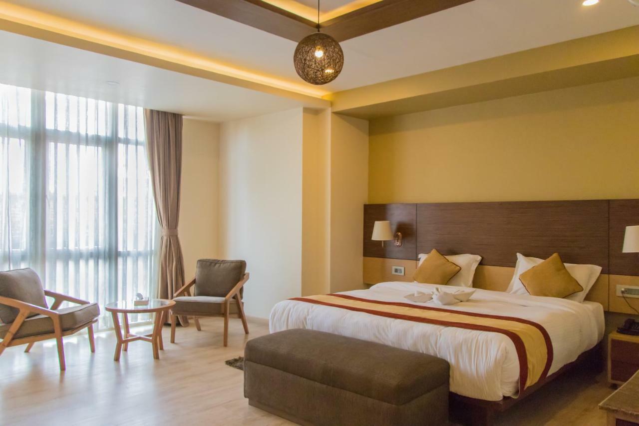 Retro Hotel And Spa Kathmandu Ngoại thất bức ảnh