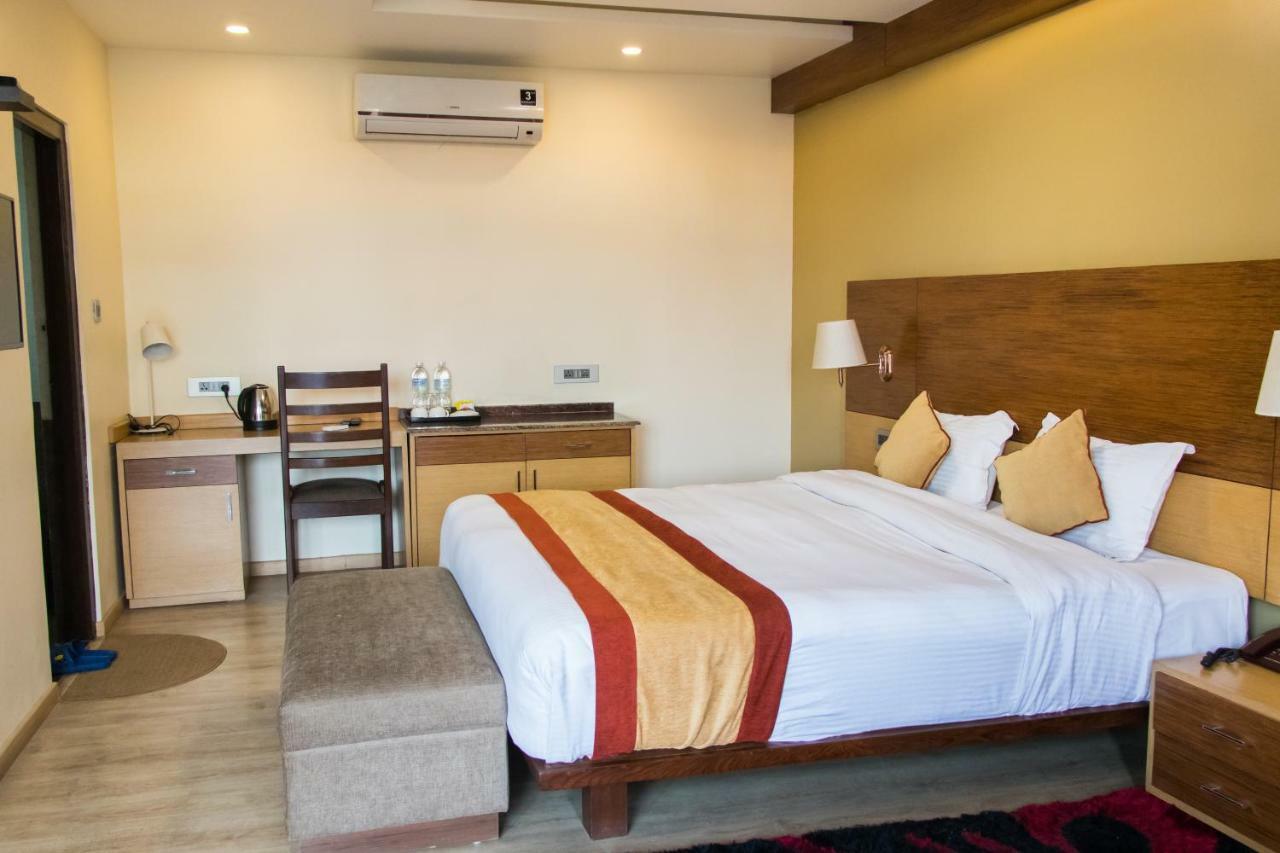 Retro Hotel And Spa Kathmandu Ngoại thất bức ảnh